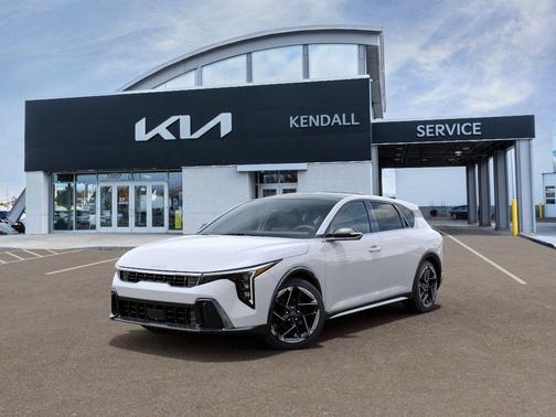 Snow White Pearl 2026 Kia K4 GT-Line