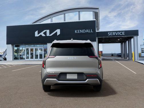 Ivory 2026 Kia EV9 Wind