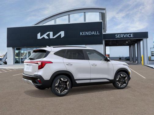 Snow White Pearl 2026 Kia Seltos SX