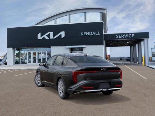 2025 Kia K4 LX