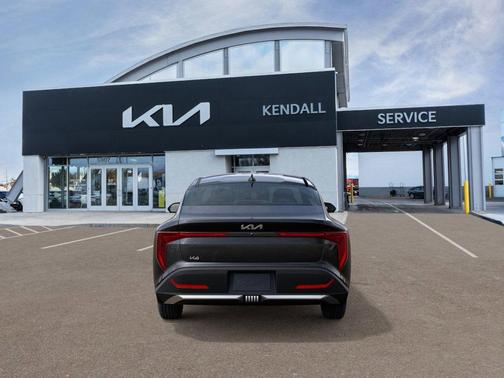 2025 Kia K4 LX