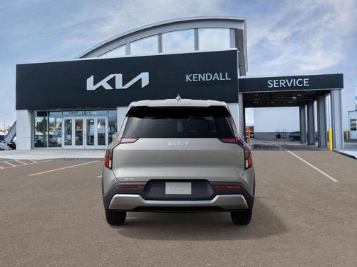 2026 Kia EV9 Light Short Range