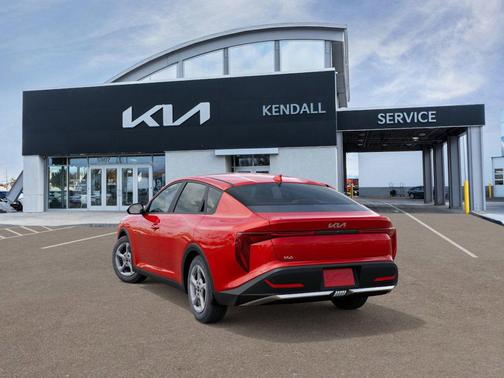 2025 Kia K4 LXS