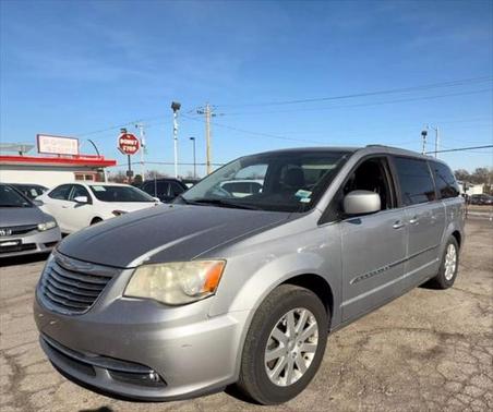 2013 Chrysler Town & Country Touring