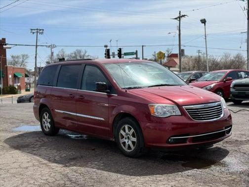 2011 Chrysler Town & Country Touring