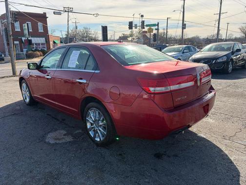 2011 Lincoln MKZ Base
