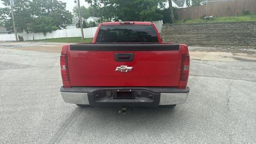 Red 2009 Chevrolet Silverado 1500 LT Extended Cab