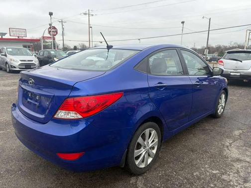 2014 Hyundai Accent SE