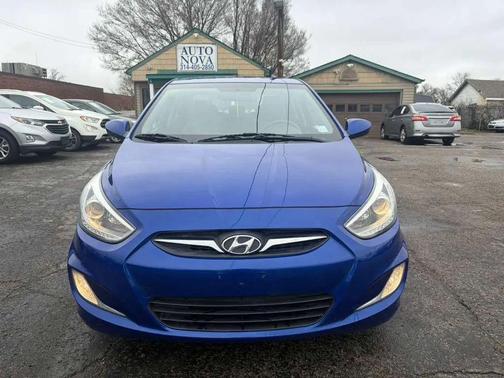 2014 Hyundai Accent SE