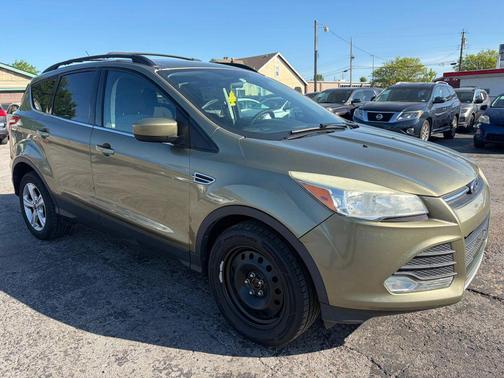 Frosted Glass Metallic 2013 Ford Escape SE