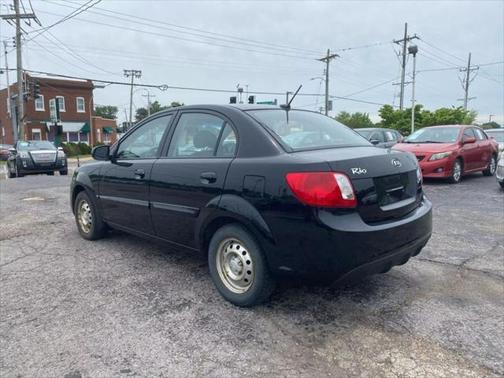 2010 Kia Rio Base