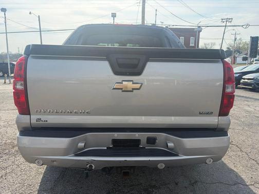 Silver Birch Metallic 2009 Chevrolet Avalanche 1500 LTZ