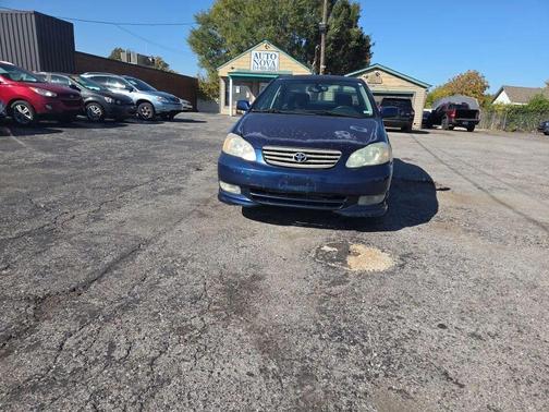 2004 Toyota Corolla CE
