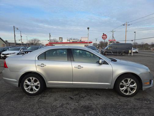2012 Ford Fusion SE