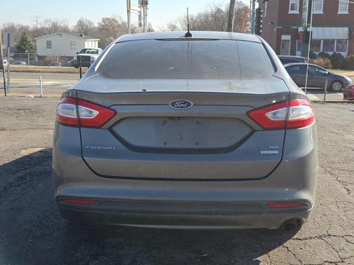2013 Ford Fusion SE