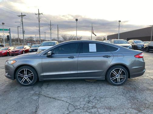2013 Ford Fusion SE