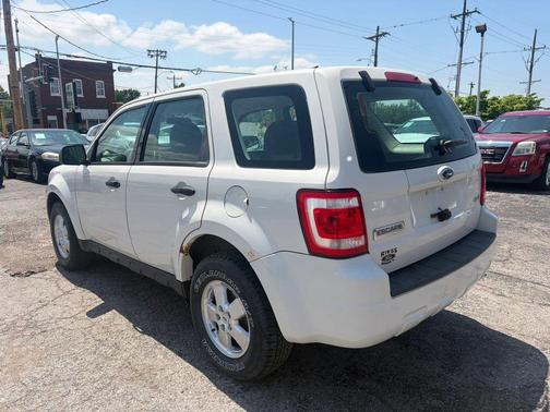 White Suede Clearcoat 2009 Ford Escape XLS