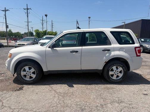 White Suede Clearcoat 2009 Ford Escape XLS