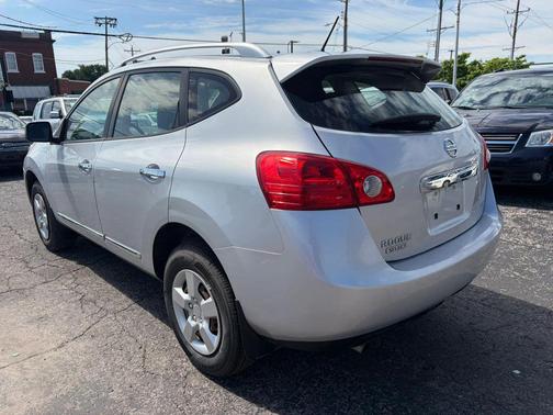 Brilliant Silver 2015 Nissan Rogue Select S