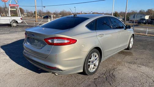 2015 Ford Fusion SE