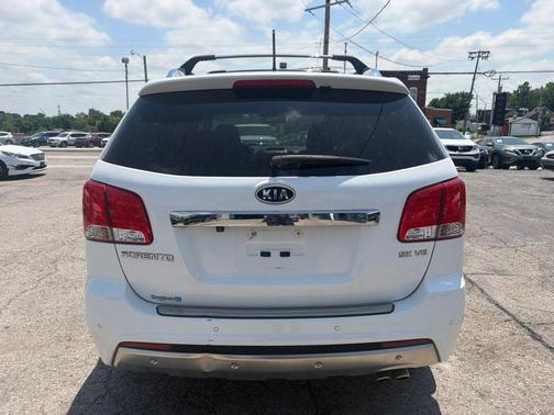 Snow White Pearl 2013 Kia Sorento SX