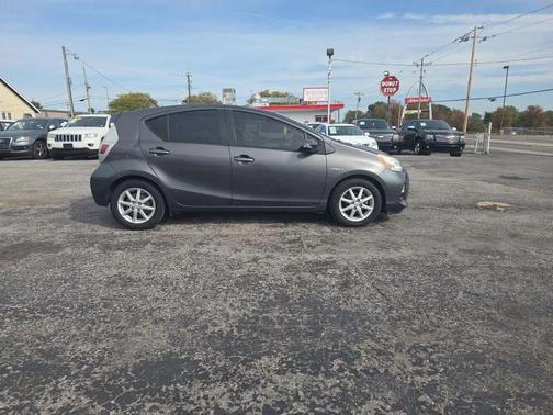 2014 Toyota Prius c Three