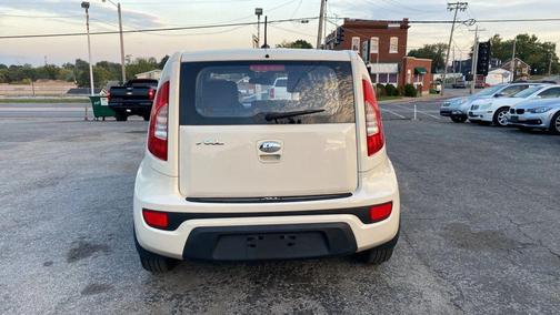 2013 Kia Soul Base