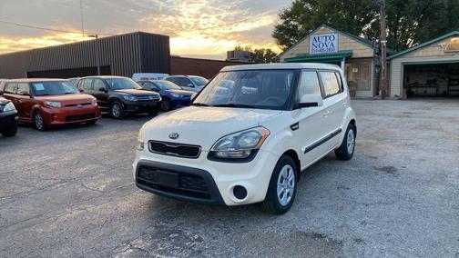 2013 Kia Soul Base
