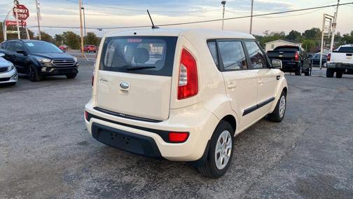 2013 Kia Soul Base