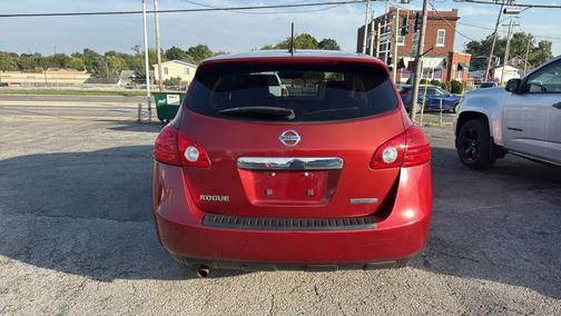 2013 Nissan Rogue S