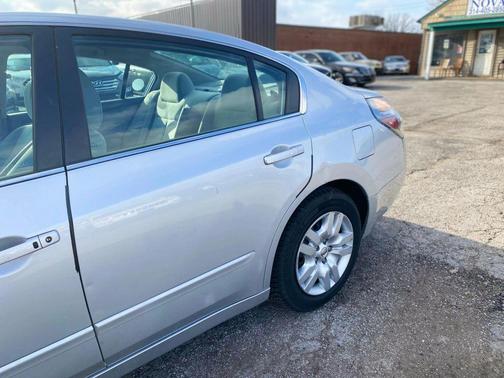 2011 Nissan Altima 2.5 S