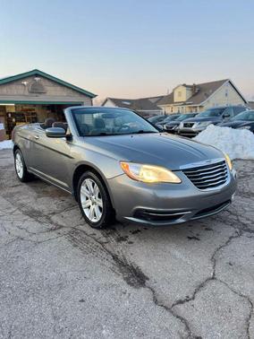 2012 Chrysler 200 Touring