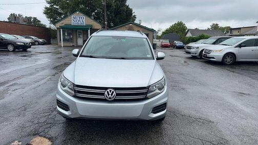 2016 Volkswagen Tiguan S