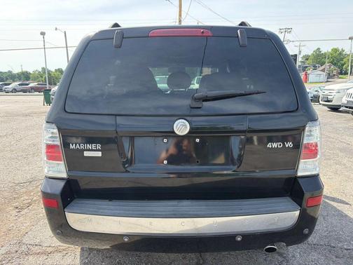 Black 2008 Mercury Mariner Premier