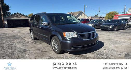 2013 Chrysler Town & Country Touring-L