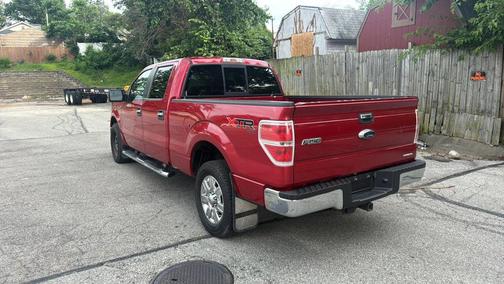 Red 2012 Ford F-150 XLT
