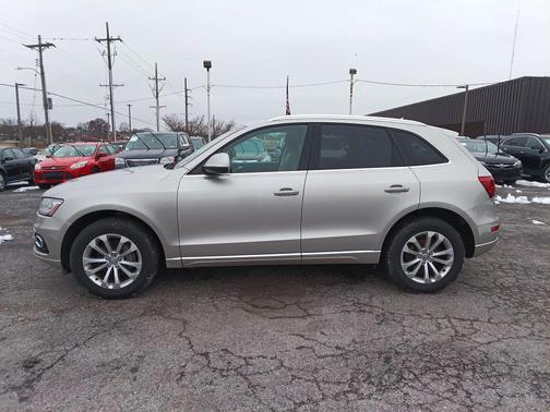 2015 Audi Q5 2.0T Premium Plus