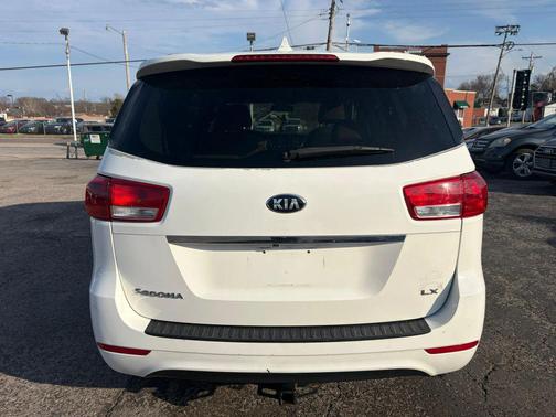 2016 Kia Sedona LX