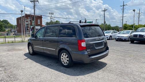 2015 Chrysler Town & Country Touring