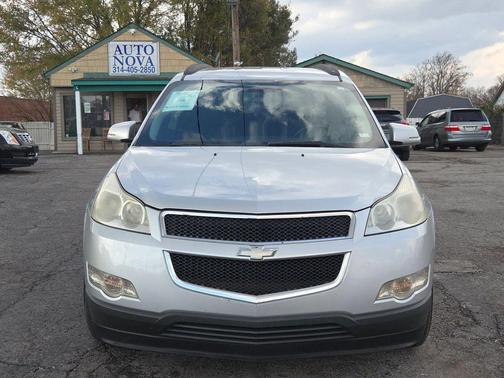 2011 Chevrolet Traverse LT