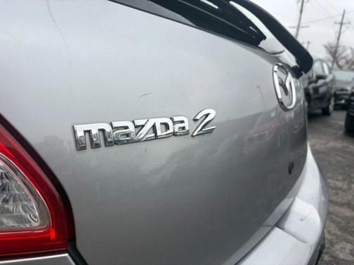 2012 Mazda Mazda2 Touring