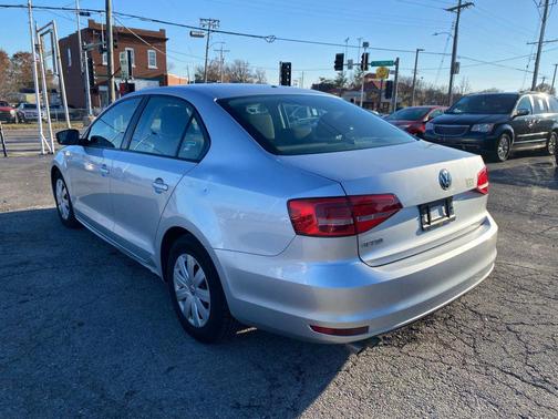 2015 Volkswagen Jetta 2.0L S