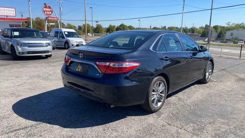 2017 Toyota Camry SE