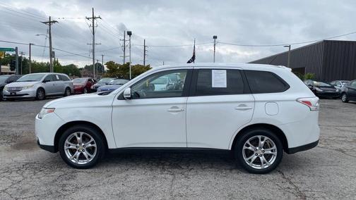 2014 Mitsubishi Outlander SE