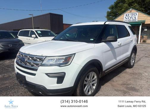 White 2018 Ford Explorer XLT