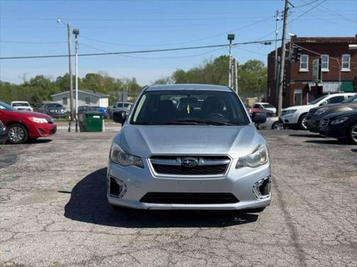 2012 Subaru Impreza 2.0i