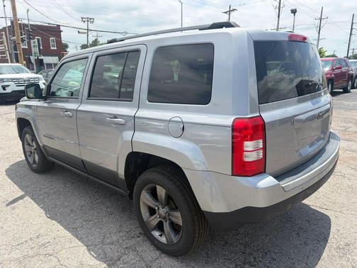 Billet Silver Metallic Clearcoat 2016 Jeep Patriot Sport