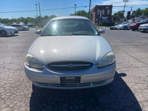 2002 Ford Taurus SES