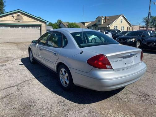2002 Ford Taurus SES