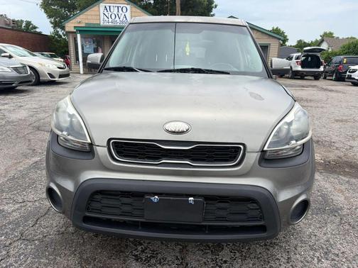 Bright Silver Metallic 2013 Kia Soul +